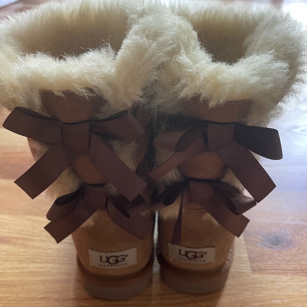 Ugg bowknot boots